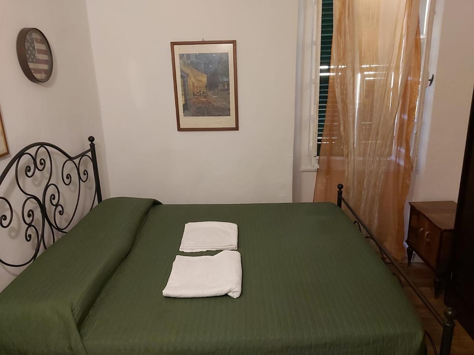 Luisa Rooms - Apartment In The Heart Of Вернацца Экстерьер фото
